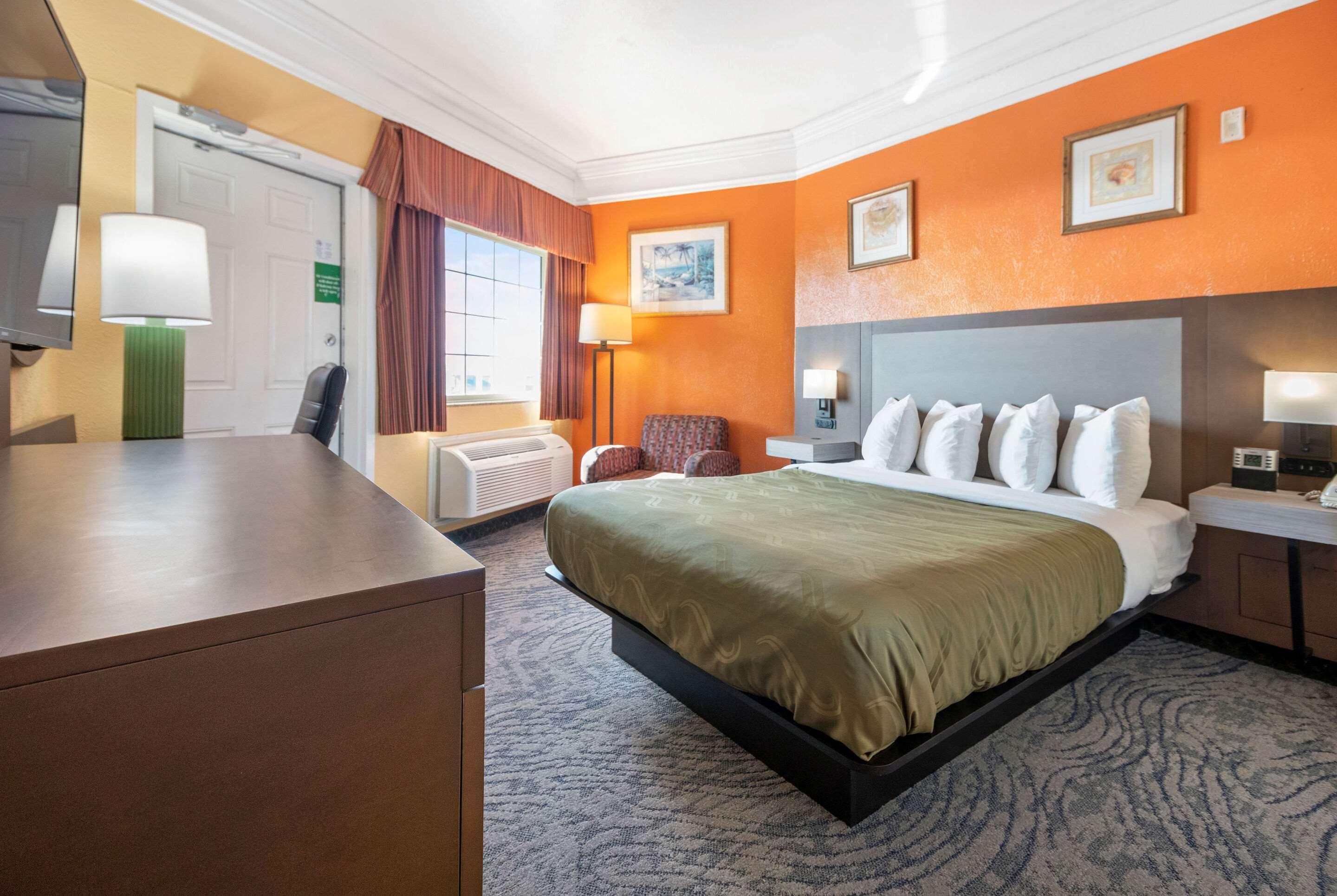 Quality Inn & Suites Galveston - Beachfront Dış mekan fotoğraf