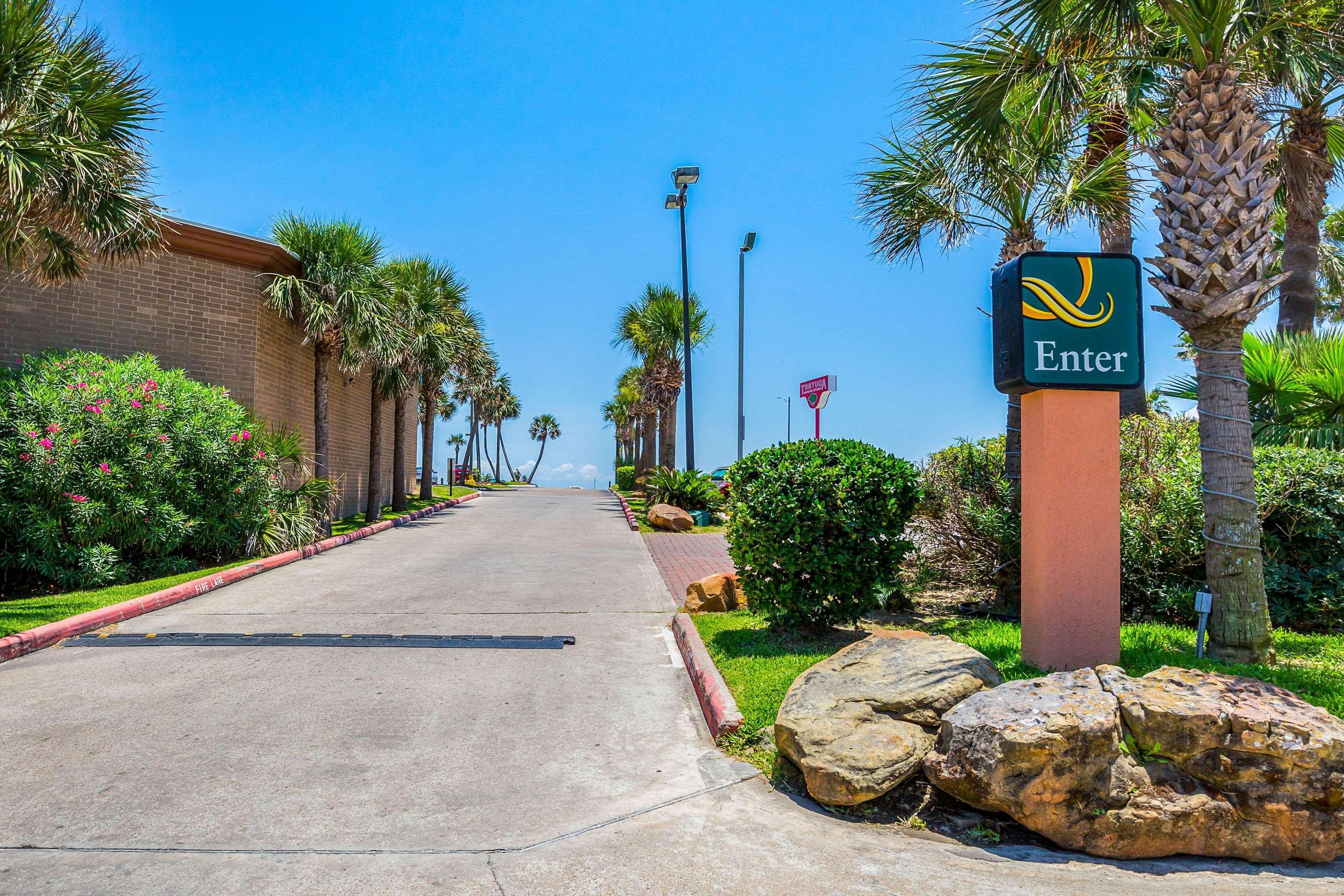 Quality Inn & Suites Galveston - Beachfront Dış mekan fotoğraf