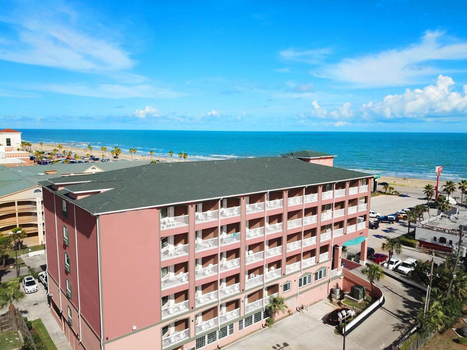 Quality Inn & Suites Galveston - Beachfront Dış mekan fotoğraf