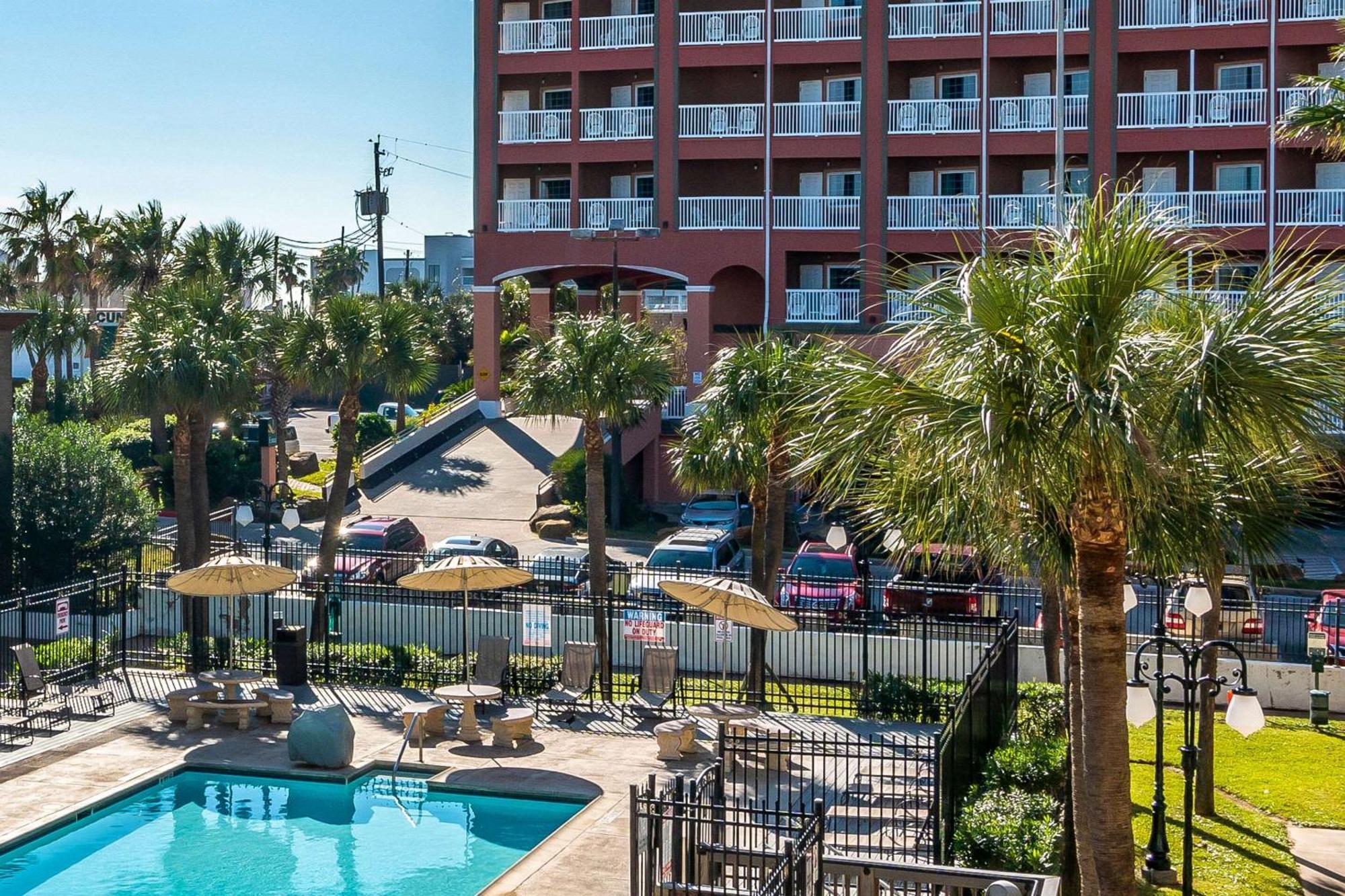 Quality Inn & Suites Galveston - Beachfront Dış mekan fotoğraf